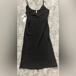 Wilfred Black Sleeveless Top